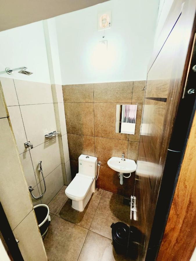 Отель Apsara Residency Perintalmanna Экстерьер фото